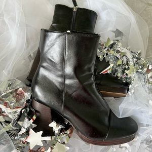 Black platform-ish boot